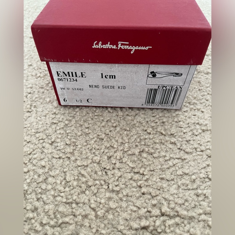 Salvatore Ferragamo Black 'Emile' bow suede mules slide flats Size 6.5C - Picture 2 of 11